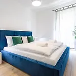 Bluszczowy, Myweek Apartment *